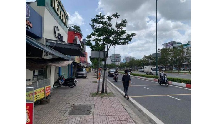 Quận Thủ Đức ! , Kèo thơm ! GIÁ SIÊU RẺ – SANG QUÁN PHỞ Giá Rẻ 25 tr , Mb thuê 9,5tr ( Dt : 4m x 10m ) Tel : 0975934933 ( Chính chủ )